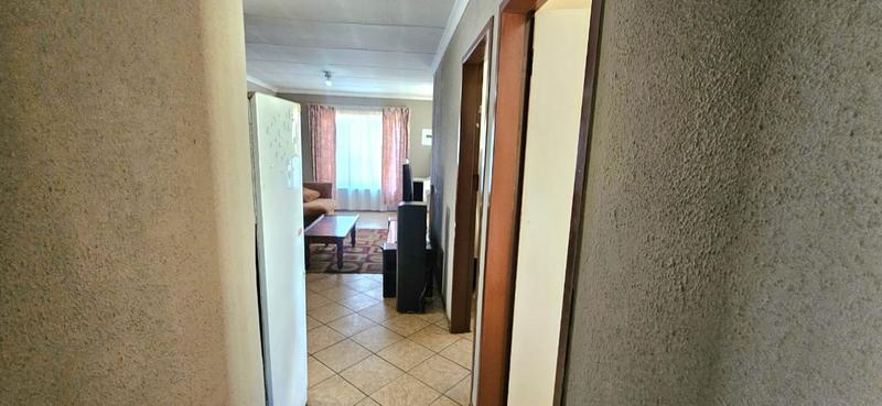 2 Bedroom Property for Sale in Lotus Gardens Gauteng