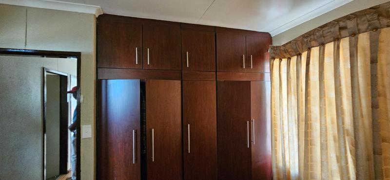 3 Bedroom Property for Sale in Lotus Gardens Gauteng