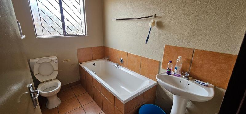 3 Bedroom Property for Sale in Lotus Gardens Gauteng