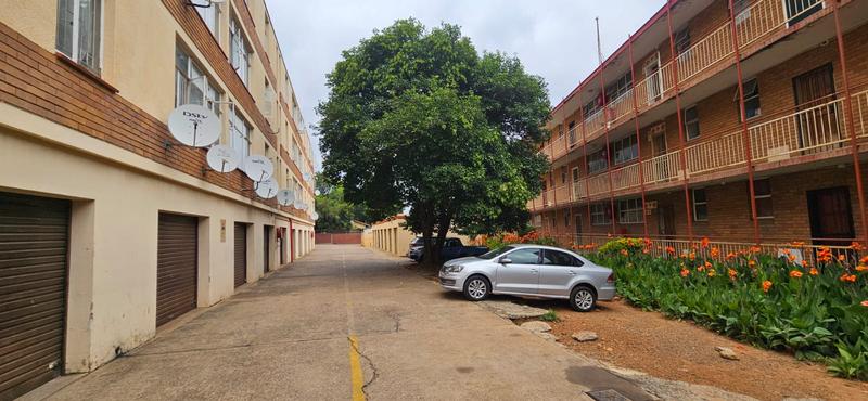 2 Bedroom Property for Sale in Proclamation Hill Gauteng