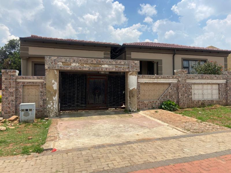 2 Bedroom Property for Sale in Daveyton Gauteng