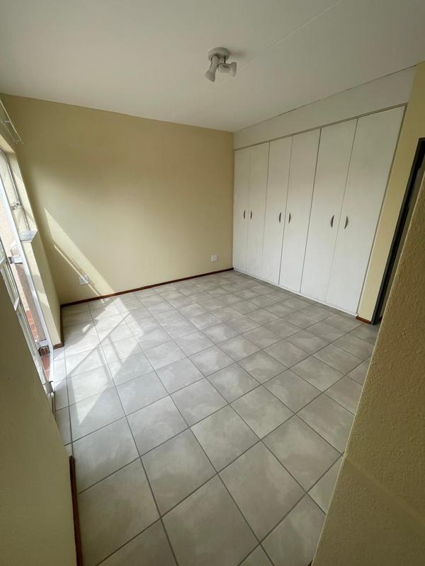 2 Bedroom Property for Sale in Halfway Gardens Gauteng