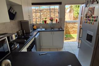 2 Bedroom Property for Sale in Honeydew Gauteng