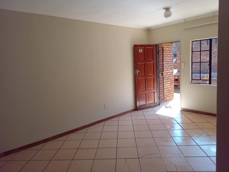 2 Bedroom Property for Sale in Philip Nel Park Gauteng