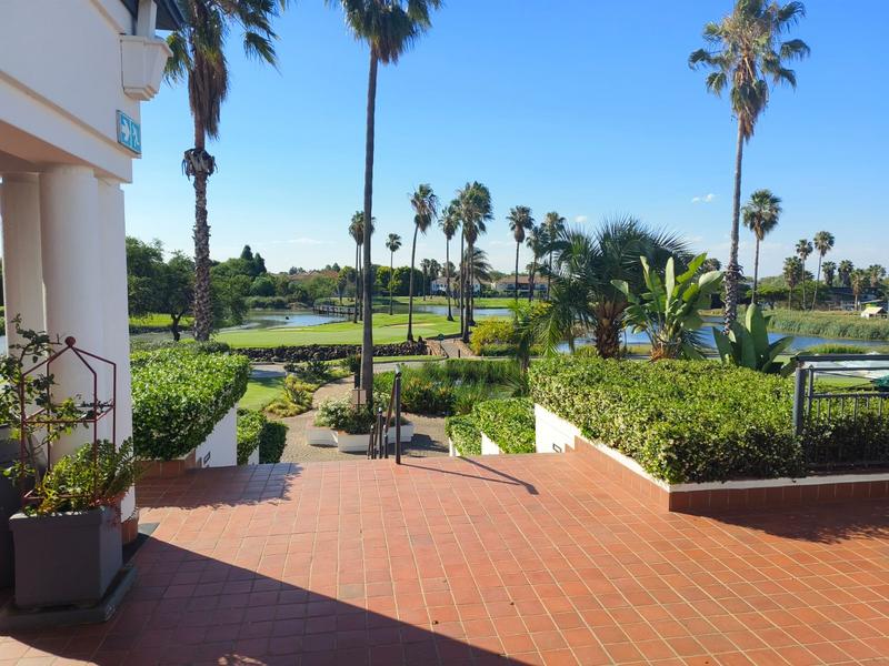 4 Bedroom Property for Sale in Silver Lakes Golf Estate Gauteng