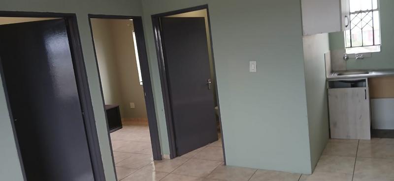 2 Bedroom Property for Sale in Fleurhof Gauteng