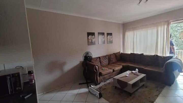 2 Bedroom Property for Sale in Groblerpark Gauteng