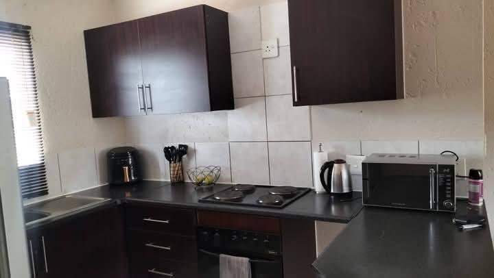 2 Bedroom Property for Sale in Groblerpark Gauteng