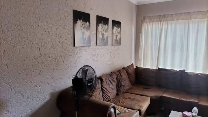 2 Bedroom Property for Sale in Groblerpark Gauteng
