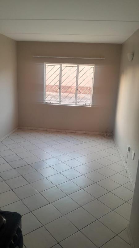 2 Bedroom Property for Sale in Protea Glen Gauteng