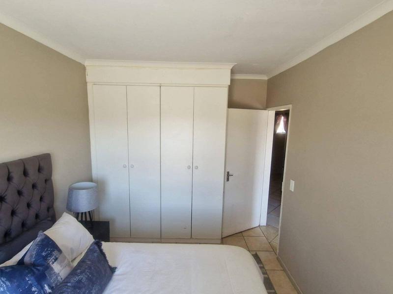 2 Bedroom Property for Sale in Green Hills Gauteng