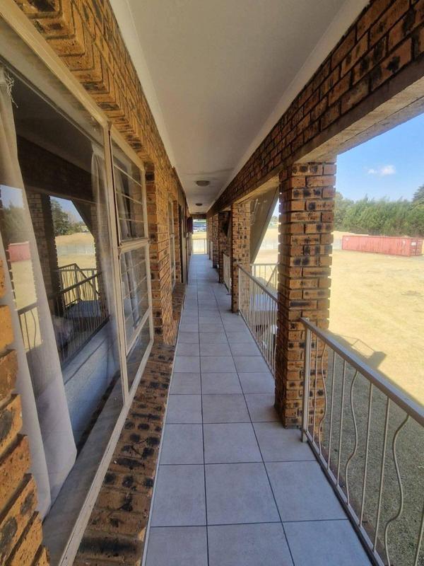 2 Bedroom Property for Sale in Green Hills Gauteng