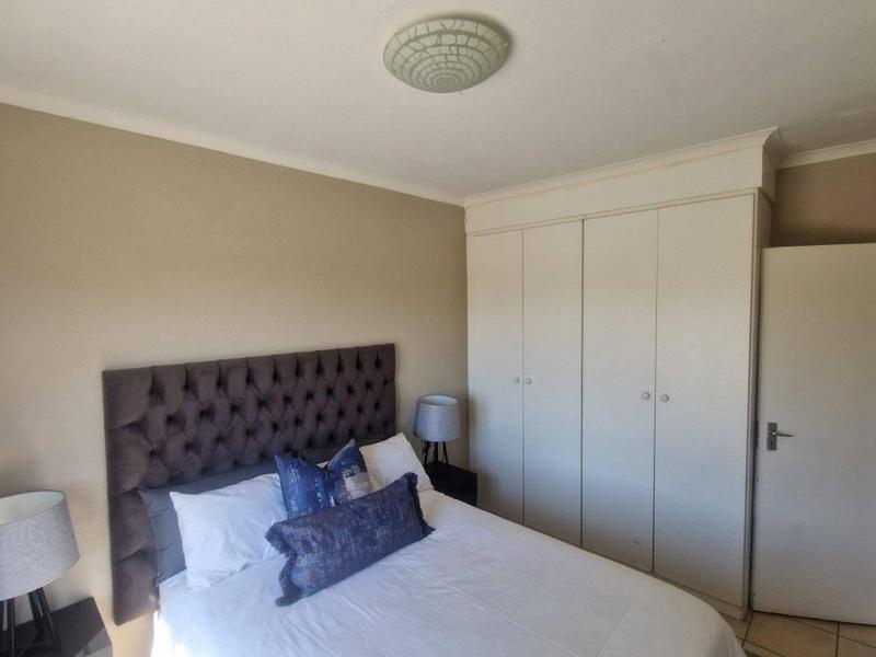 2 Bedroom Property for Sale in Green Hills Gauteng