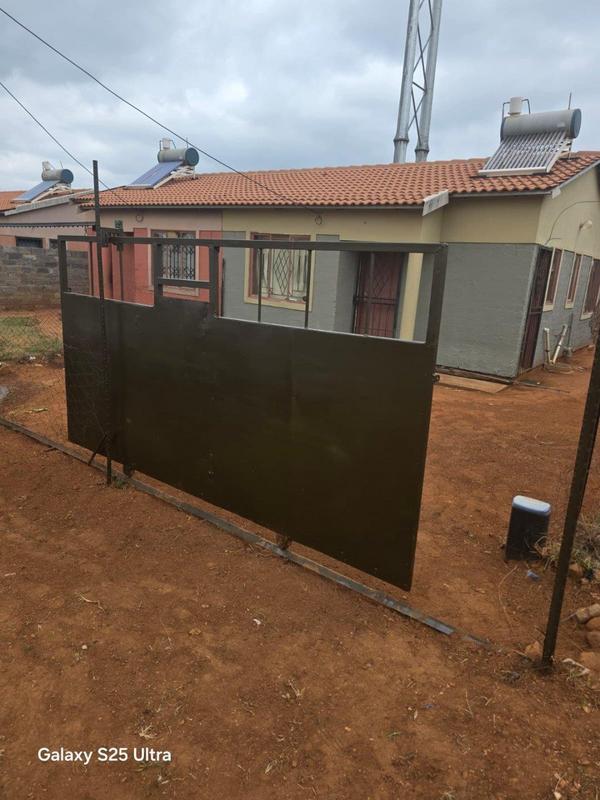 2 Bedroom Property for Sale in Lehae Gauteng