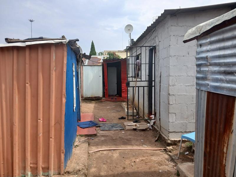 2 Bedroom Property for Sale in Olievenhoutbosch Gauteng
