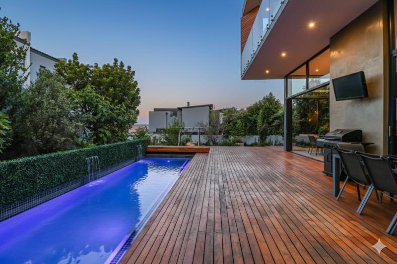 6 Bedroom Property for Sale in Midstream Ridge Gauteng