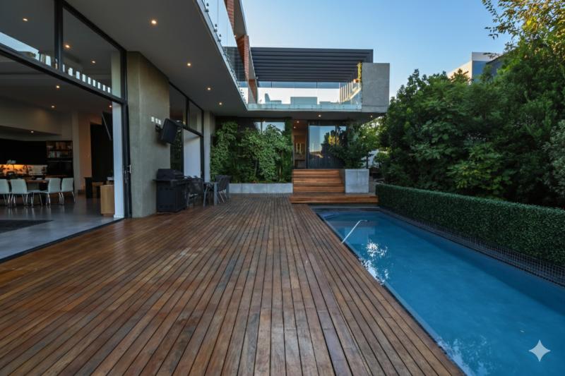 6 Bedroom Property for Sale in Midstream Ridge Gauteng