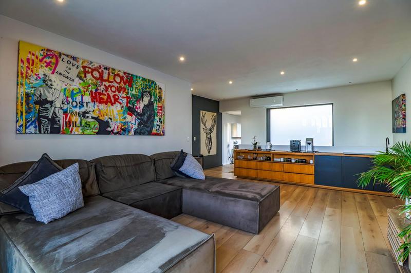 6 Bedroom Property for Sale in Midstream Ridge Gauteng