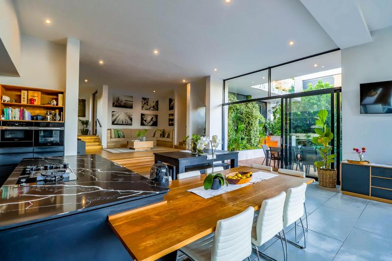 6 Bedroom Property for Sale in Midstream Ridge Gauteng