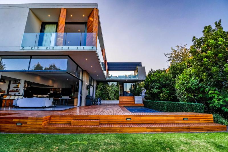 6 Bedroom Property for Sale in Midstream Ridge Gauteng