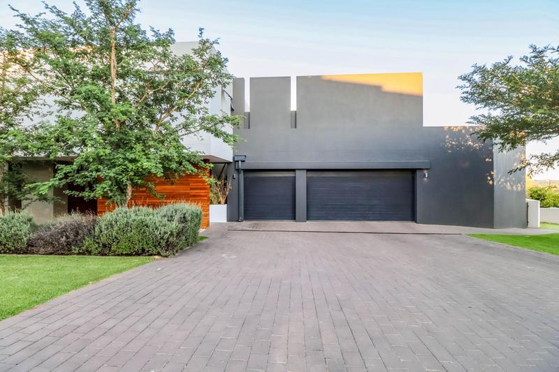 6 Bedroom Property for Sale in Midstream Ridge Gauteng