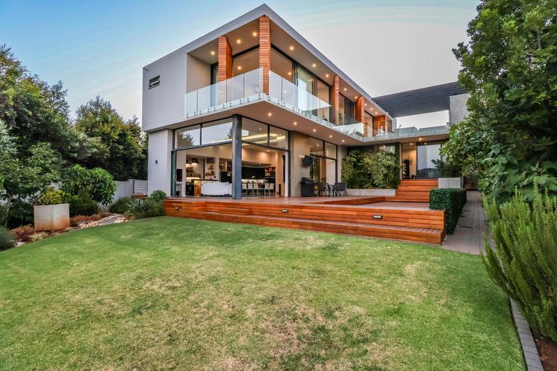 6 Bedroom Property for Sale in Midstream Ridge Gauteng