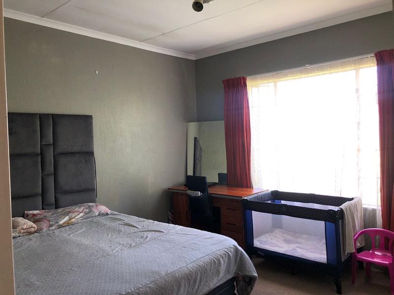 2 Bedroom Property for Sale in Wilgeheuwel Gauteng