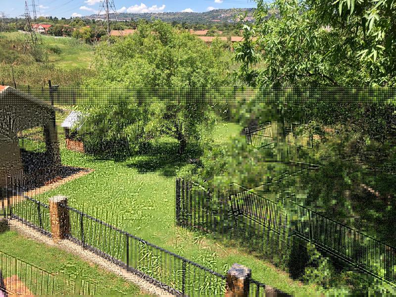 2 Bedroom Property for Sale in Wilgeheuwel Gauteng