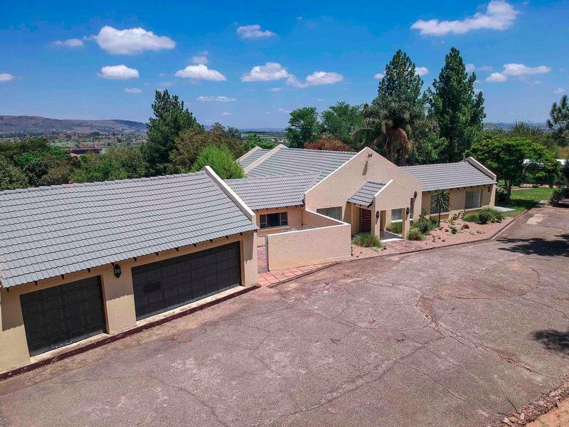 9 Bedroom Property for Sale in Ruimsig Gauteng