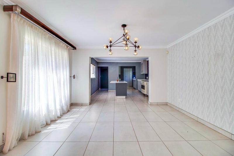 9 Bedroom Property for Sale in Ruimsig Gauteng