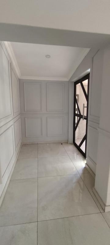 To Let 5 Bedroom Property for Rent in Eastleigh Ridge Gauteng