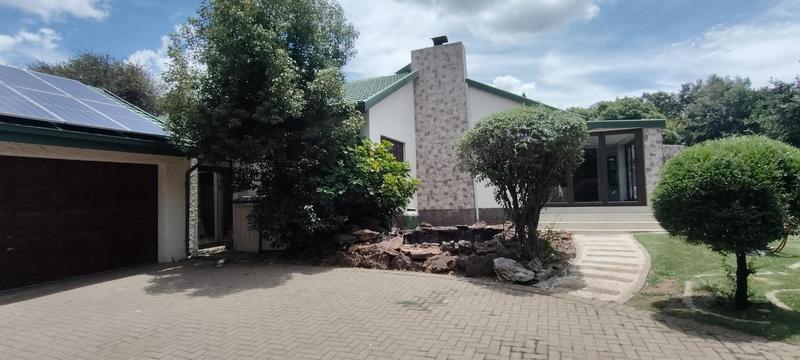 To Let 5 Bedroom Property for Rent in Eastleigh Ridge Gauteng