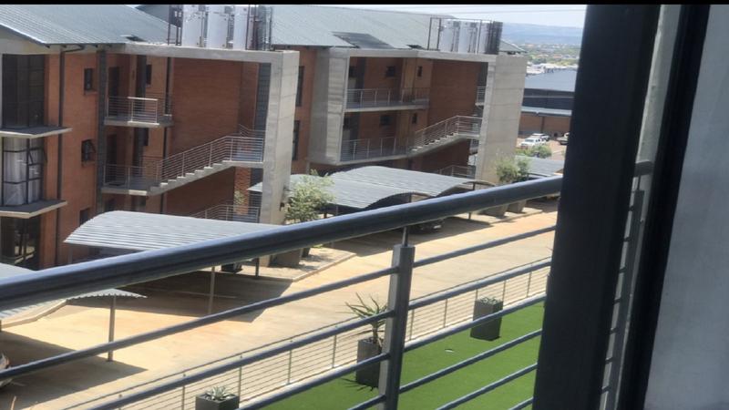 To Let 2 Bedroom Property for Rent in Equestria Gauteng