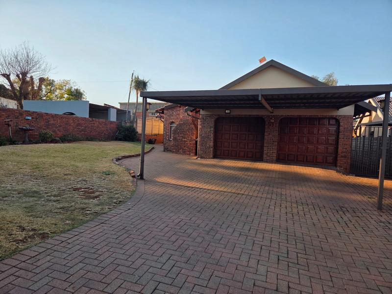 3 Bedroom Property for Sale in Valhalla Gauteng