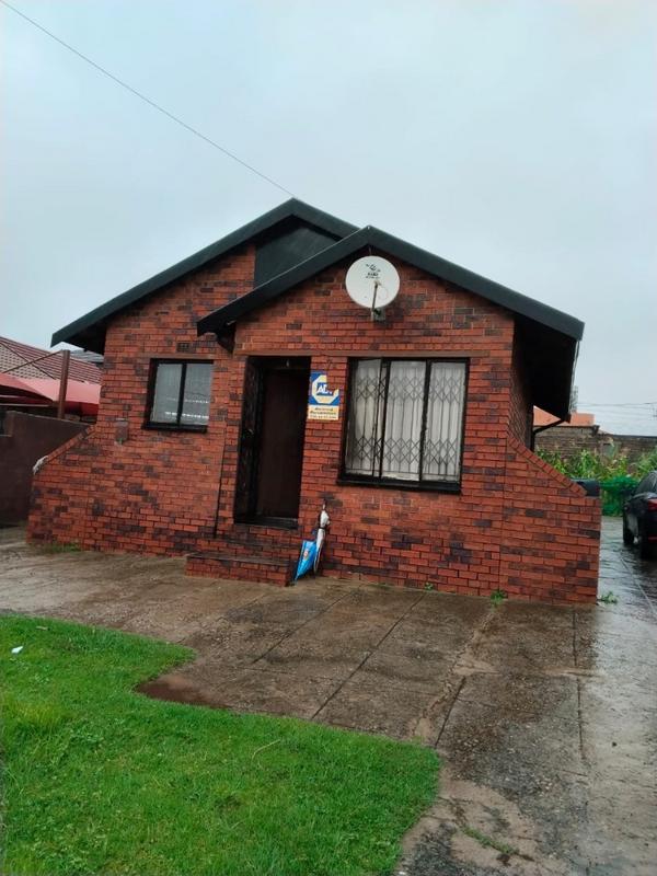 2 Bedroom Property for Sale in Norkem Park Gauteng