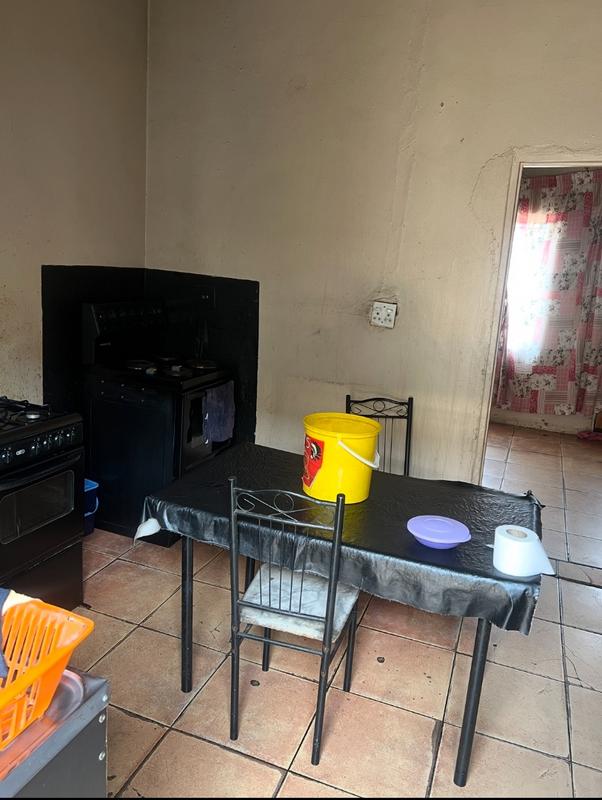 6 Bedroom Property for Sale in Tembisa Central Gauteng