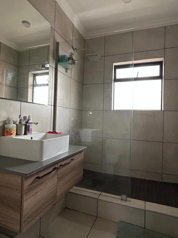 2 Bedroom Property for Sale in Six Fountains Residential Estate Gauteng