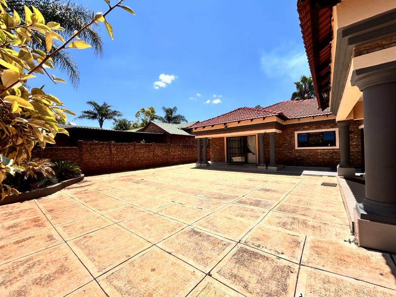 4 Bedroom Property for Sale in Doornpoort Gauteng