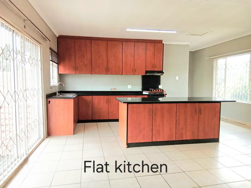 7 Bedroom Property for Sale in Heuweloord Gauteng