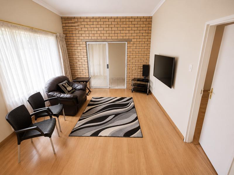 7 Bedroom Property for Sale in Heuweloord Gauteng