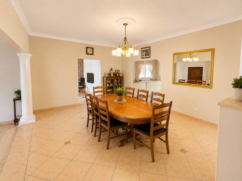 7 Bedroom Property for Sale in Heuweloord Gauteng