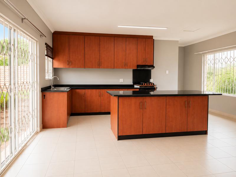 7 Bedroom Property for Sale in Heuweloord Gauteng