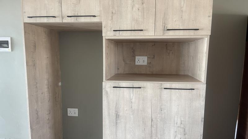 To Let 2 Bedroom Property for Rent in Equestria Gauteng