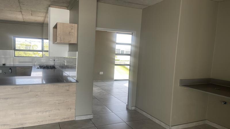 To Let 2 Bedroom Property for Rent in Equestria Gauteng