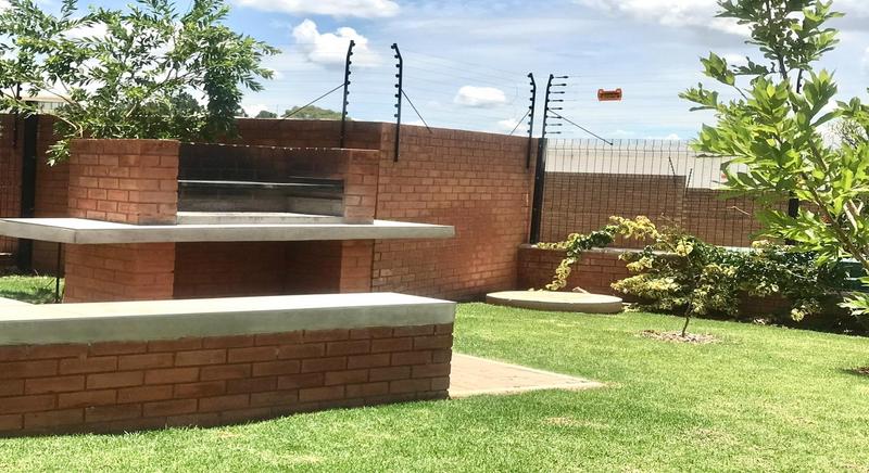 To Let 2 Bedroom Property for Rent in Equestria Gauteng