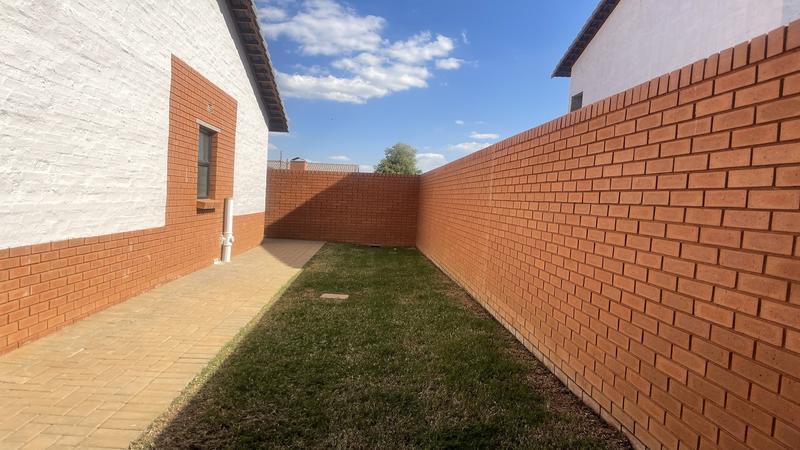 3 Bedroom Property for Sale in Rietvalleirand Gauteng
