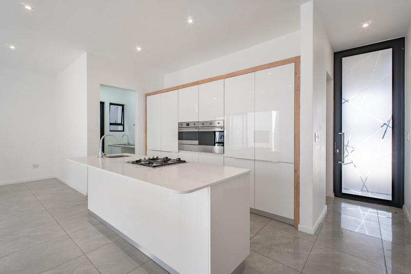 To Let 3 Bedroom Property for Rent in Bryanston Gauteng