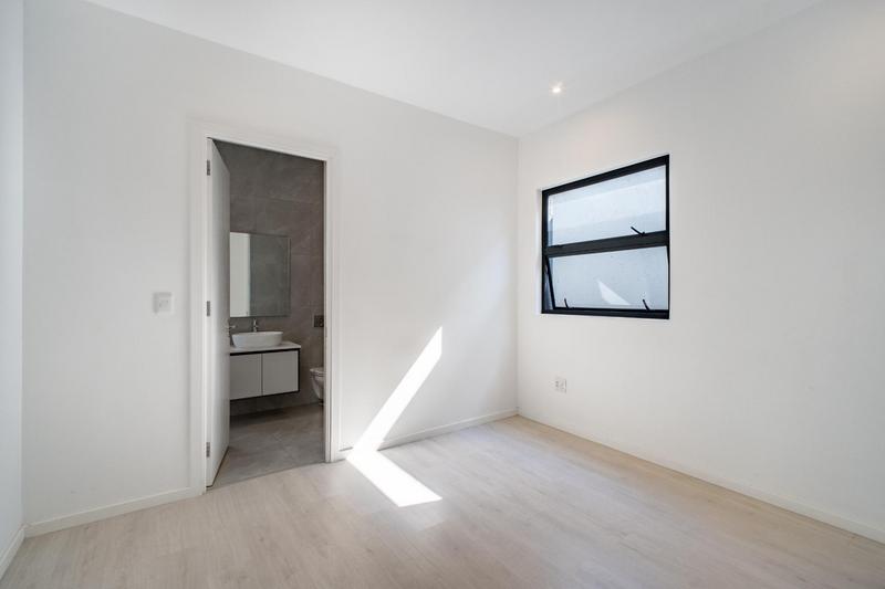 To Let 3 Bedroom Property for Rent in Bryanston Gauteng