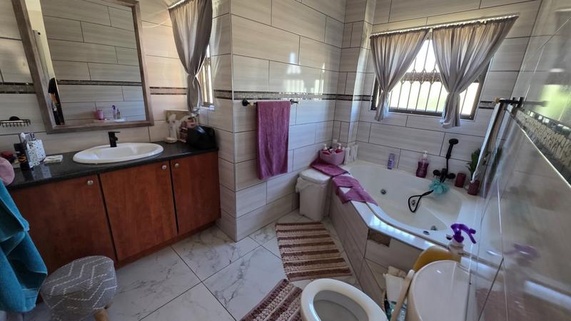 3 Bedroom Property for Sale in Montana Tuine Gauteng