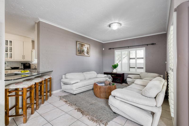 4 Bedroom Property for Sale in Douglasdale Gauteng